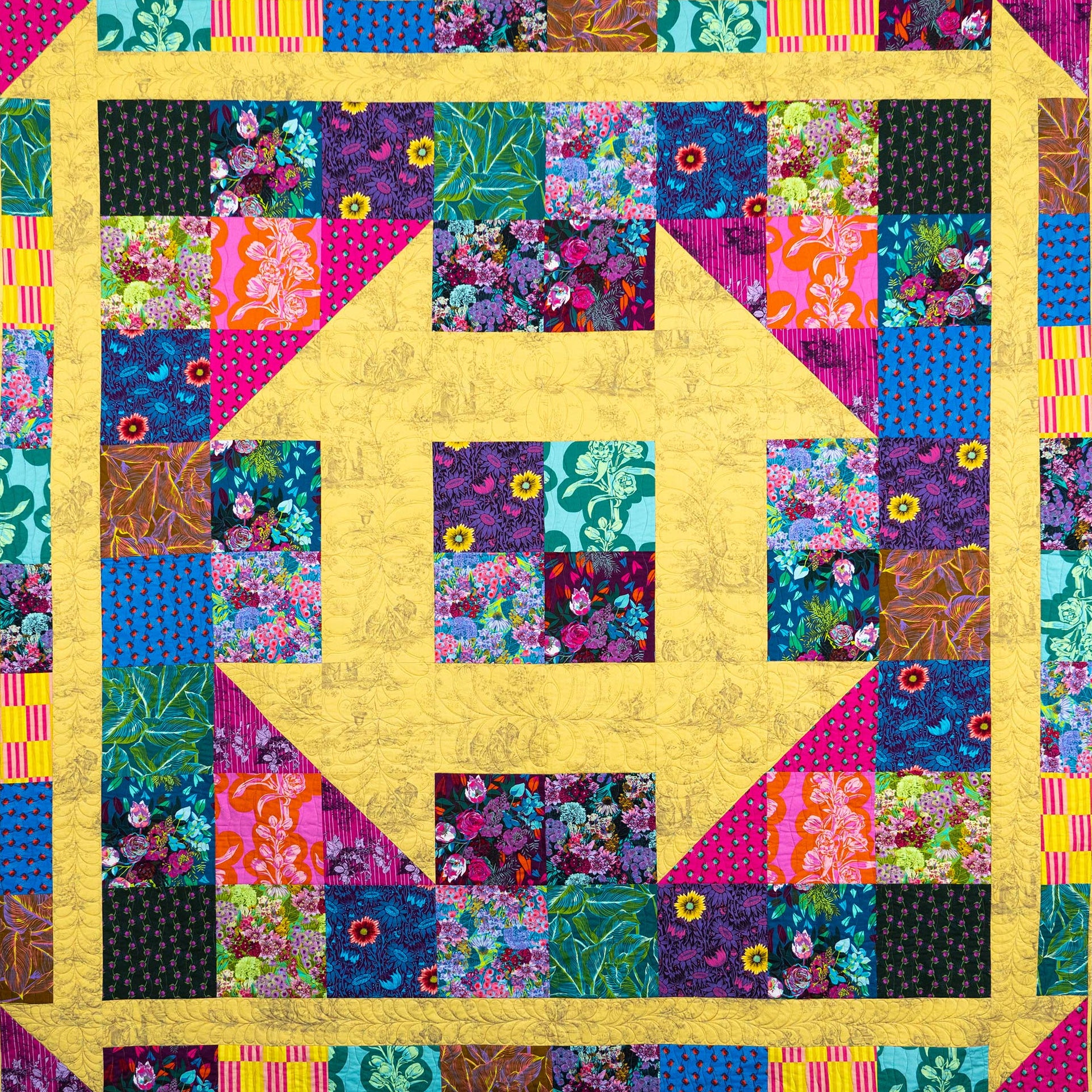 Colossal Churndash & Wall Quilt