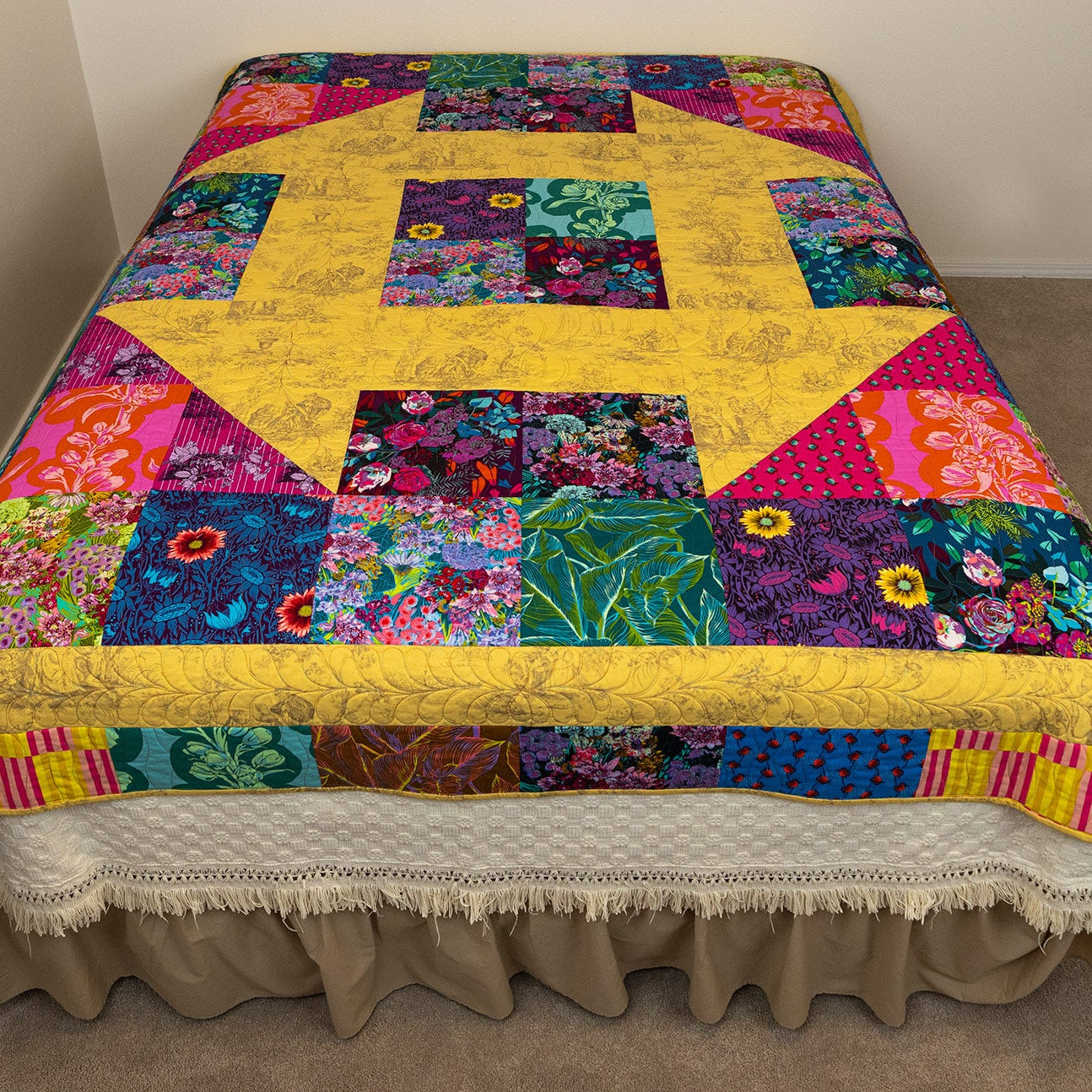 Colossal Churndash & Wall Quilt