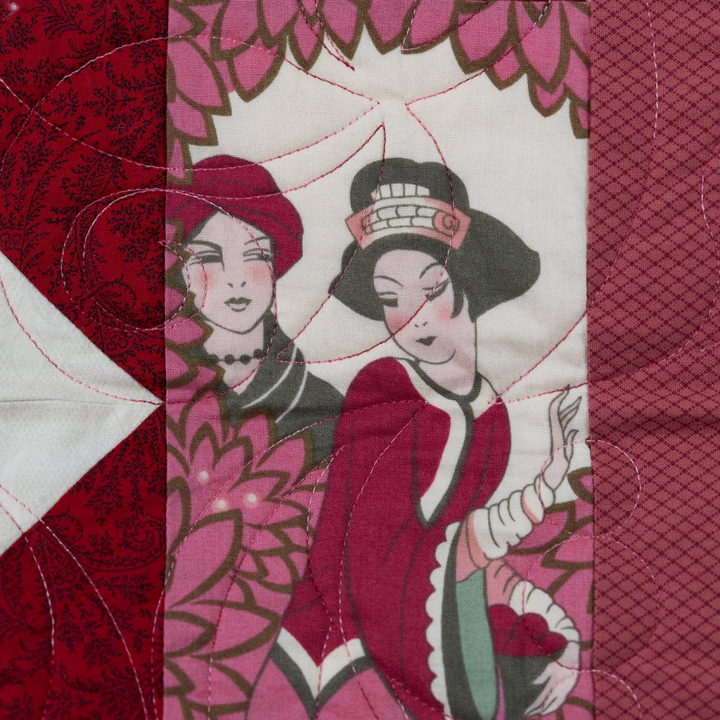 Quilt block with empress detail in pink